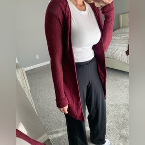 AE light weight cardigan size M